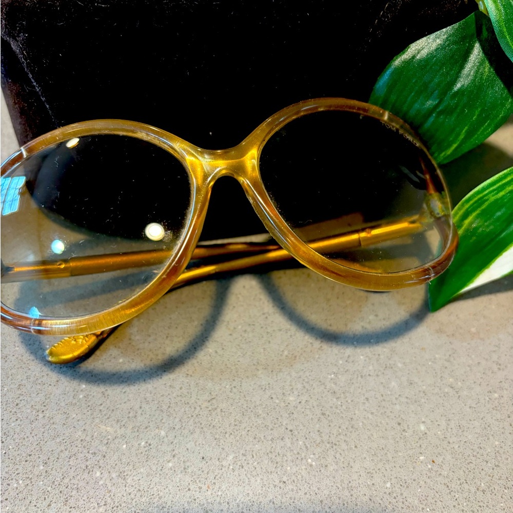 Tom Ford oversized sunnies